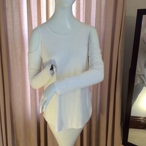 Kensie Cold Shoulder Top